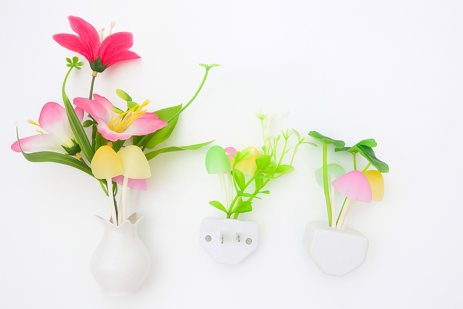 LED Mushroom Plug-In Night Light – Sensor, Colorful Glow