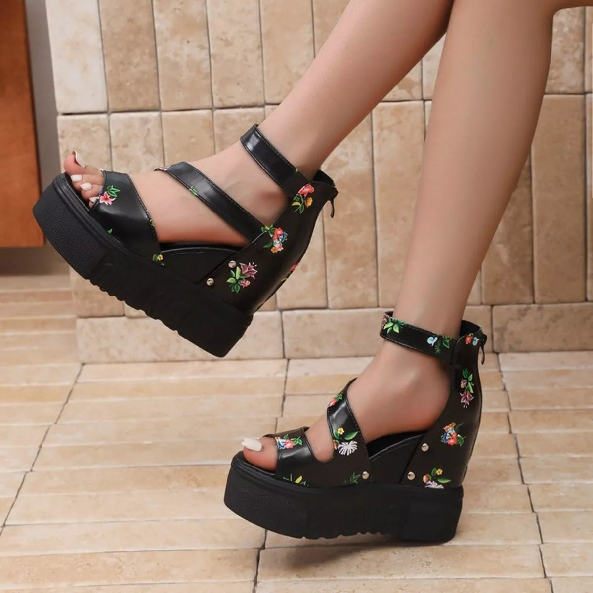 Open Toe Platform Sandals
