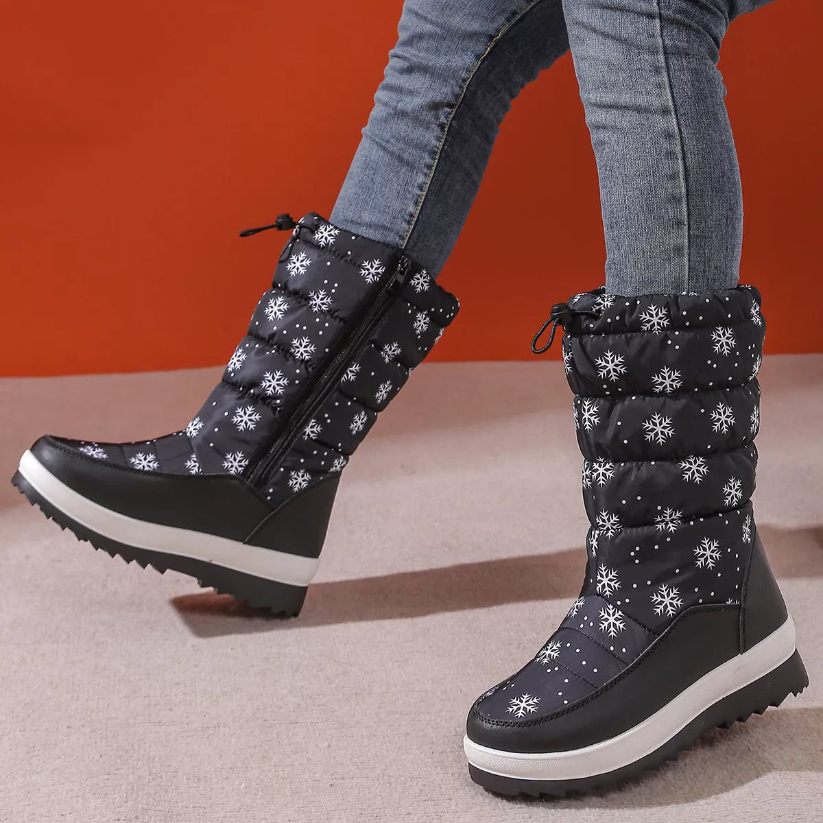 Snowflake Pattern Platform Winter Boots with Adjustable Drawstring